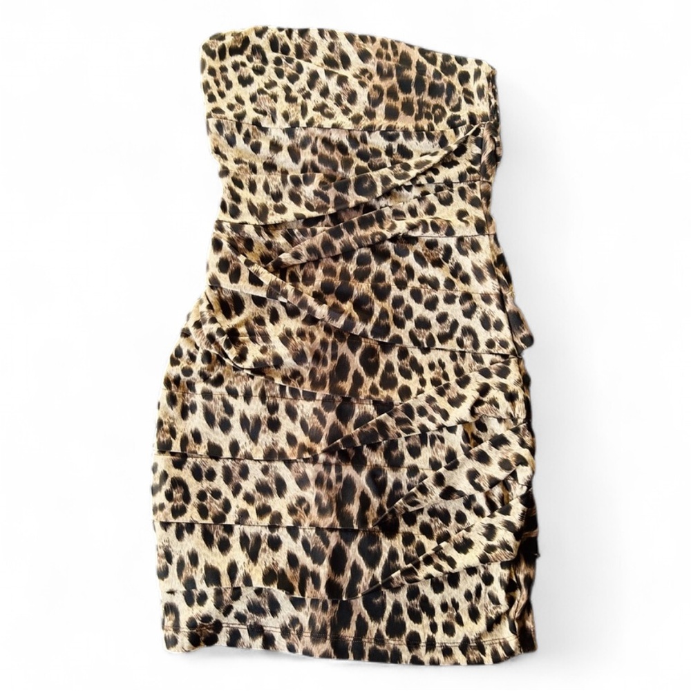 NIKIBIKI Women’s Leopard Print Strapless Sweetheart Neckline Ruched Dress/Small